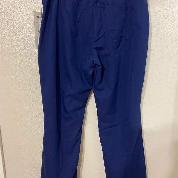 Grey’s Anatomy Scrub Bottoms - Picture 2 of 3